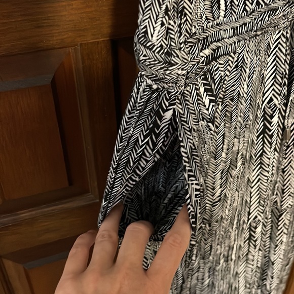 Women’s Splendid Jumpsuit. Black/ white print - medium - Picture 5 of 9